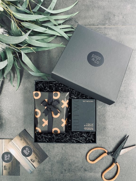 pago-golden-gift_box1