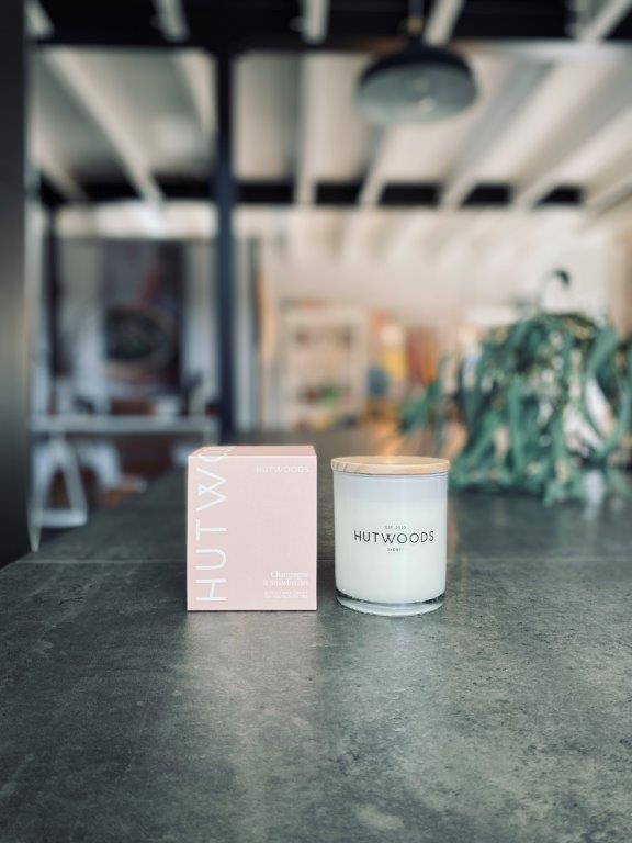 pago-hutwoods-wood_wick_candle_champagne_and_strawberries_250g
