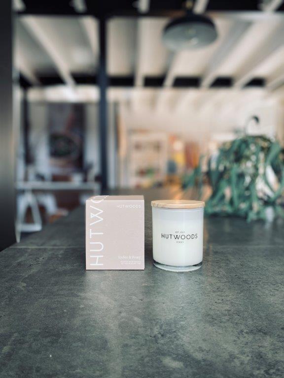 pago-hutwoods-wood_wick_candle_lychee_and_peony_250g pago-hutwoods-wood_wick_candle_lychee_and_peony_250g