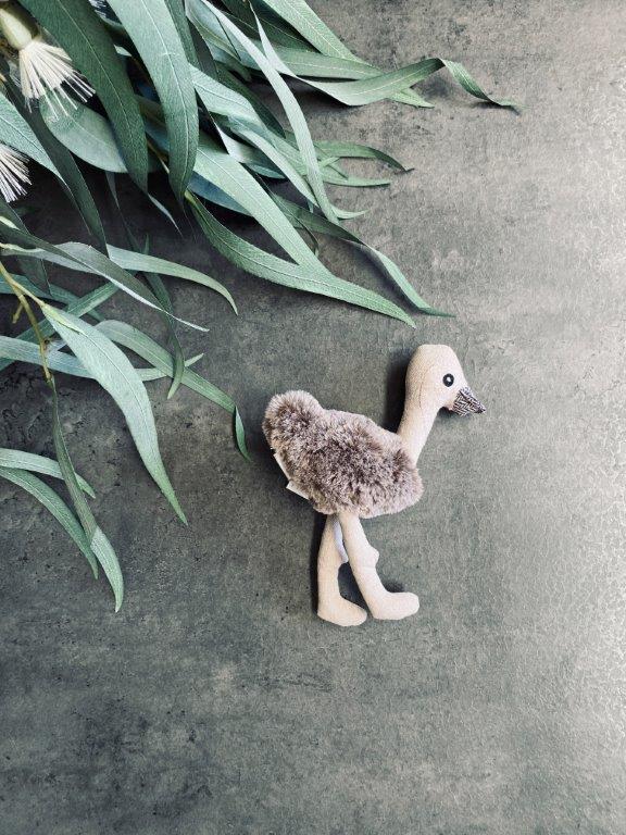 pago-nana-huchy-baby_rattle_eddie_the_emu