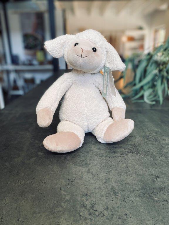 pago-nana-huchy-sophie_the_sheep1 pago-nana-huchy-sophie_the_sheep1