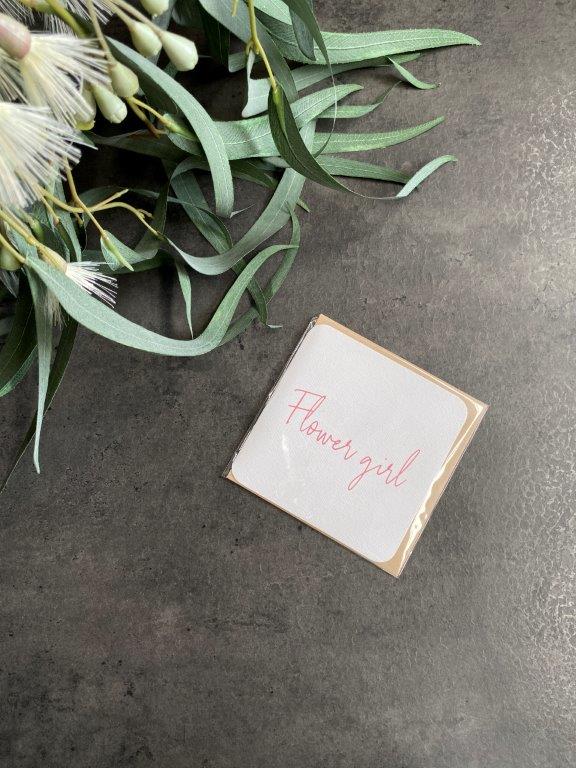 pago-piccolo_studio-greeting_card-flower_girl-1 pago-piccolo_studio-greeting_card-flower_girl-1