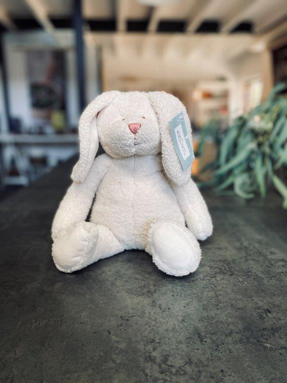 pago-nana-huchy-bella_the_bunny pago-nana-huchy-bella_the_bunny