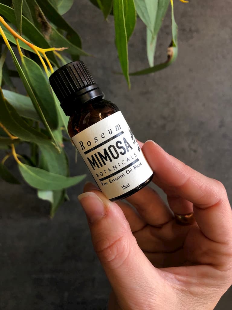 pago-mimosa-botanicals-pure_essential_oil_blend_roseum-15ml pago-mimosa-botanicals-pure_essential_oil_blend_roseum-15ml