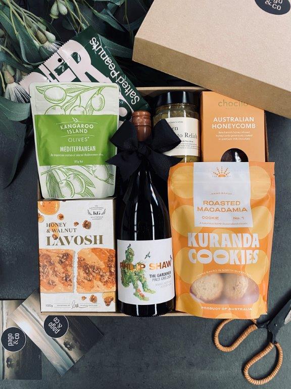 pago-family_foodie-gift_box pago-family_foodie-gift_box
