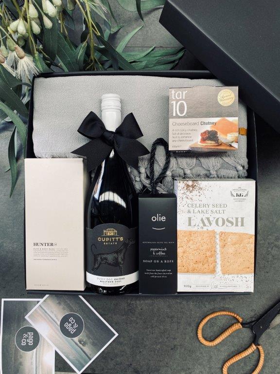 pago-monochrome_magic-gift_box1 pago-monochrome_magic-gift_box1