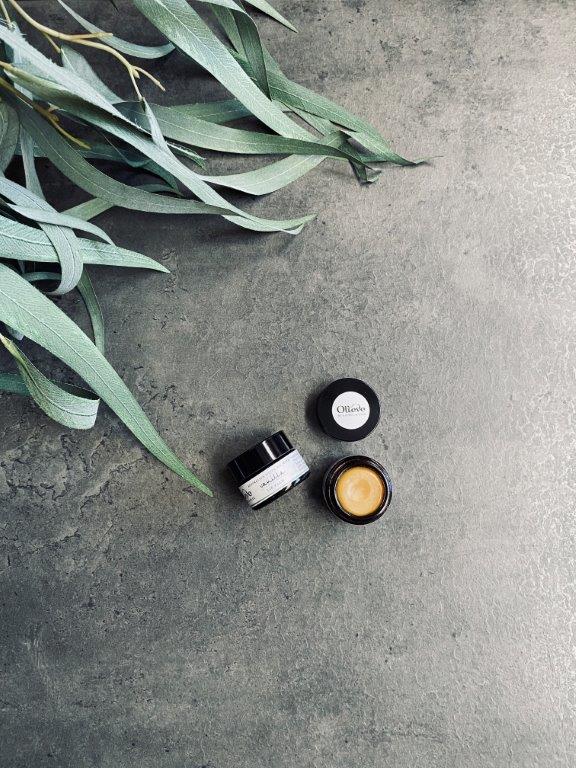 pago-olieve-and-olie-lip_balm_vanilla-15ml-1 pago-olieve-and-olie-lip_balm_vanilla-15ml-1