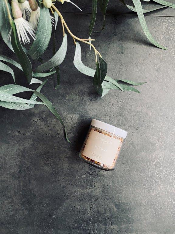 pago-hutwoods-bath_soak_lemon_myrtle_bergamot_and_cedarwood_360g pago-hutwoods-bath_soak_lemon_myrtle_bergamot_and_cedarwood_360g