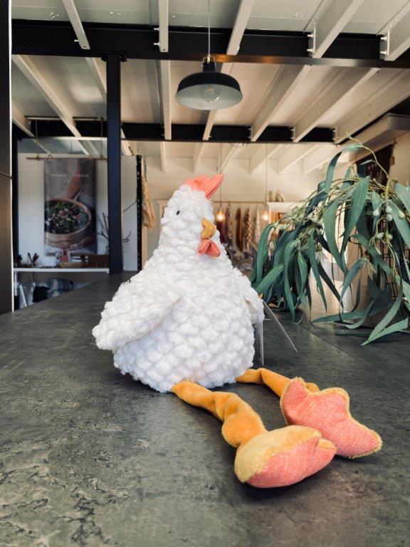 pago-nana-huchy-charlie_chicken pago-nana-huchy-charlie_chicken