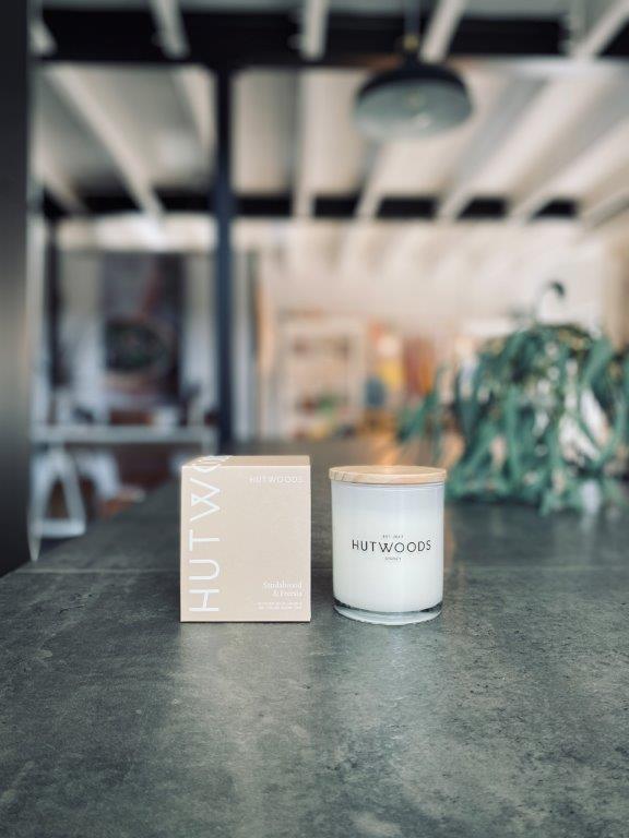 pago-hutwoods-wood_wick_candle_sandalwood_and_freesia-250g pago-hutwoods-wood_wick_candle_sandalwood_and_freesia-250g