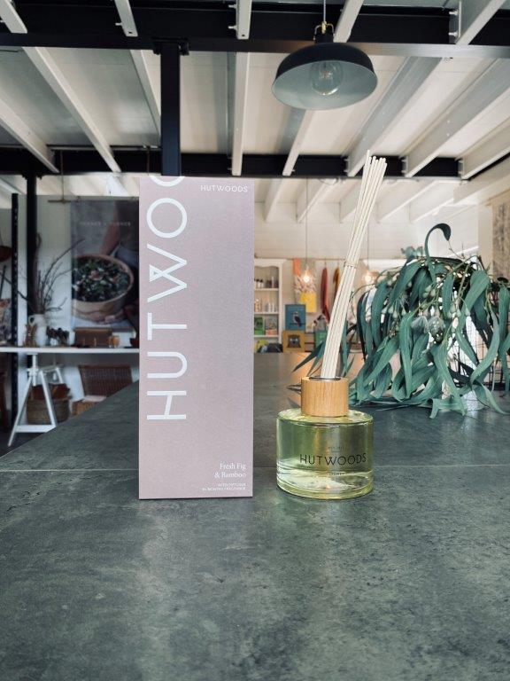pago-hutwoods–reed_diffuser_fresh_fig_and_bamboo-200g pago-hutwoods–reed_diffuser_fresh_fig_and_bamboo-200g