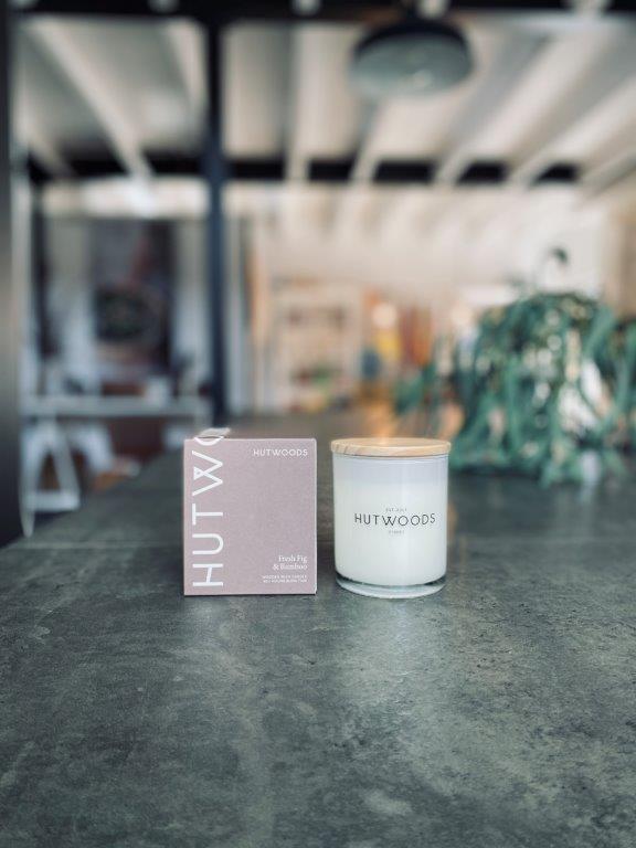 pago-hutwoods–wood_wick_candle_fresh_fig_and_bamboo-250g pago-hutwoods–wood_wick_candle_fresh_fig_and_bamboo-250g