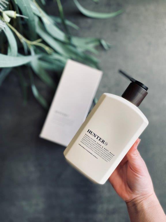 Hunter Lab - Exfoliating Hand and Body Wash (550ml) - Image 3