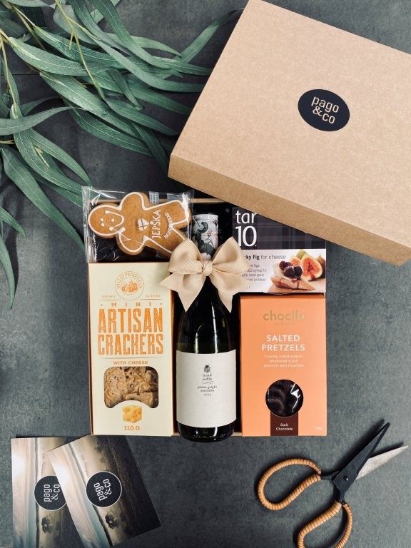 pago-merry_and_bite-gift_box pago-merry_and_bite-gift_box