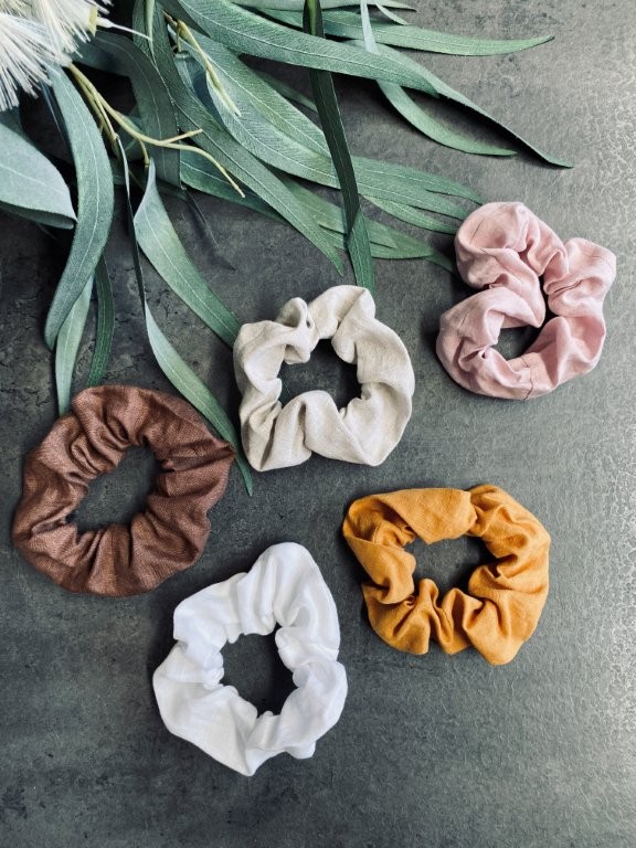 Pago Originals - 100% Linen Scrunchie, Brown - Image 3