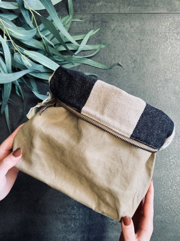 pago-saarde-journey_makeup_canvas_bag-clay pago-saarde-journey_makeup_canvas_bag-clay