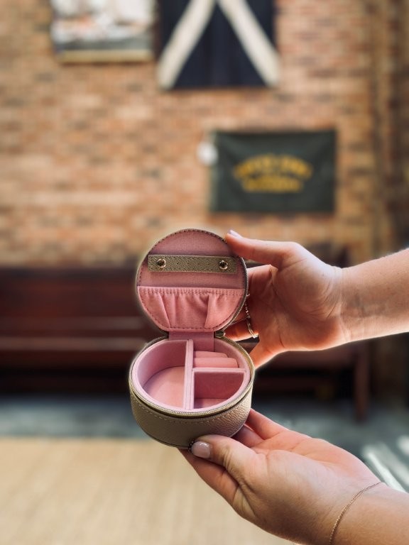 Louenhide - Sisco Jewellery Box, Chai - Image 3