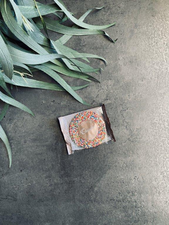 pago-chocolatier-australia-round_speckle_in_milk_chocolate pago-chocolatier-australia-round_speckle_in_milk_chocolate