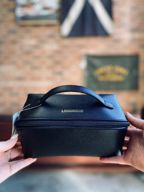 pago-louenhide-ellis_makeup_bag_black pago-louenhide-ellis_makeup_bag_black