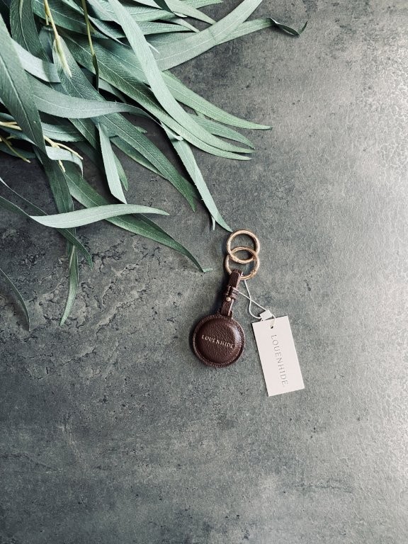 pago-louenhide-opal_airtag_case_chocolate pago-louenhide-opal_airtag_case_chocolate