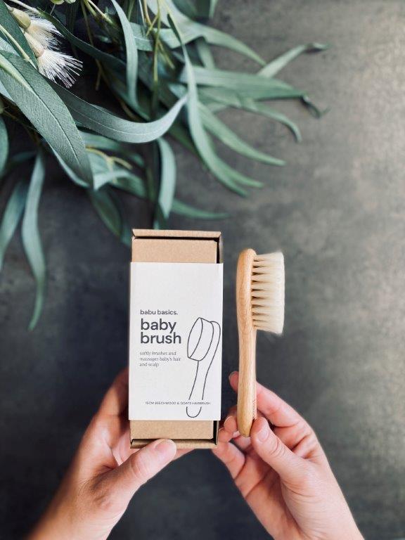 pago-and-co_babu-wooden-baby-hairbrush